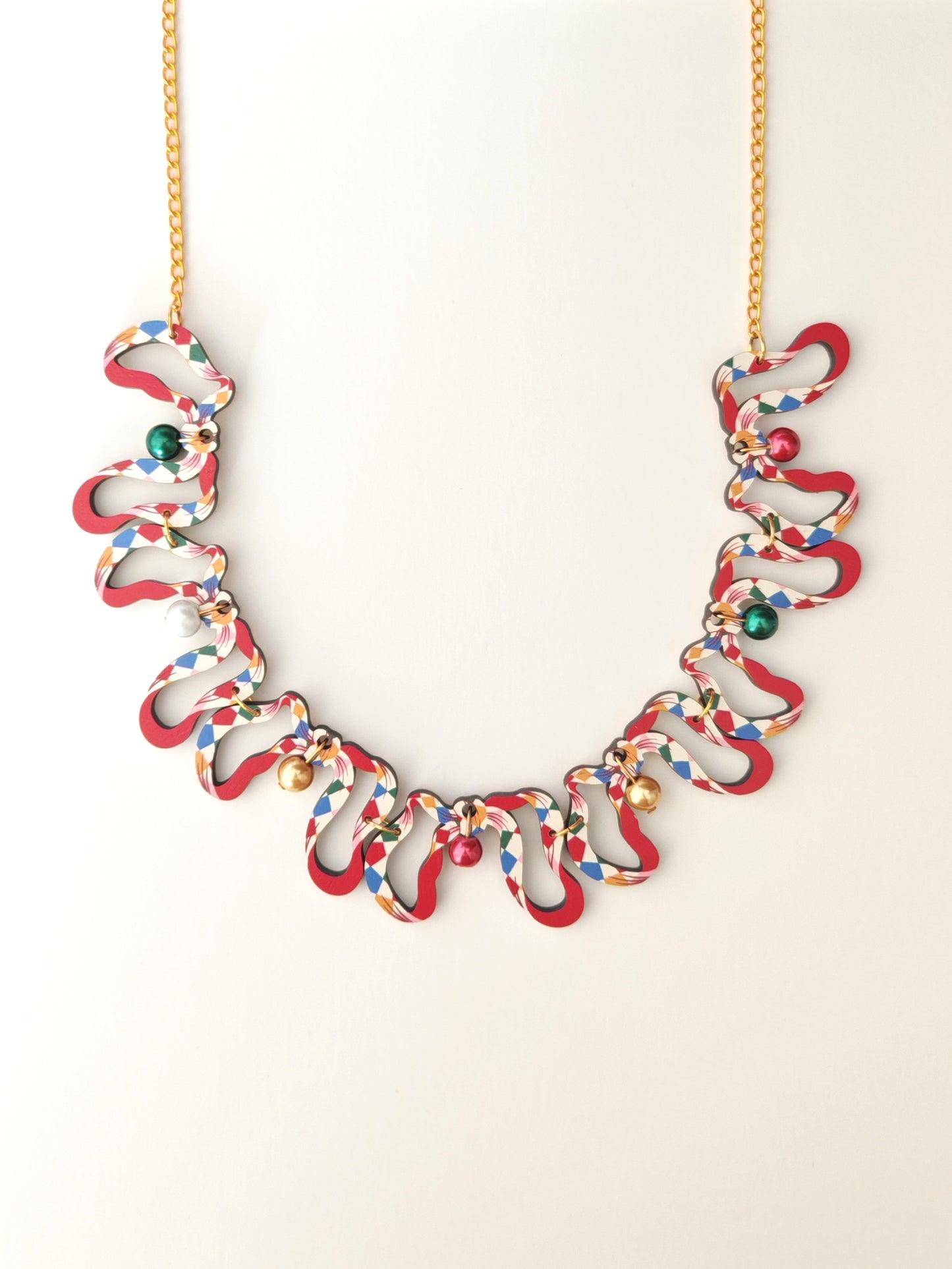 harlequin pearl necklace NO FAULTS