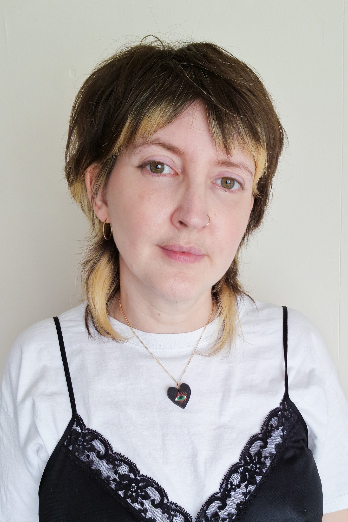 Black Lovers Eye Pendant Necklace