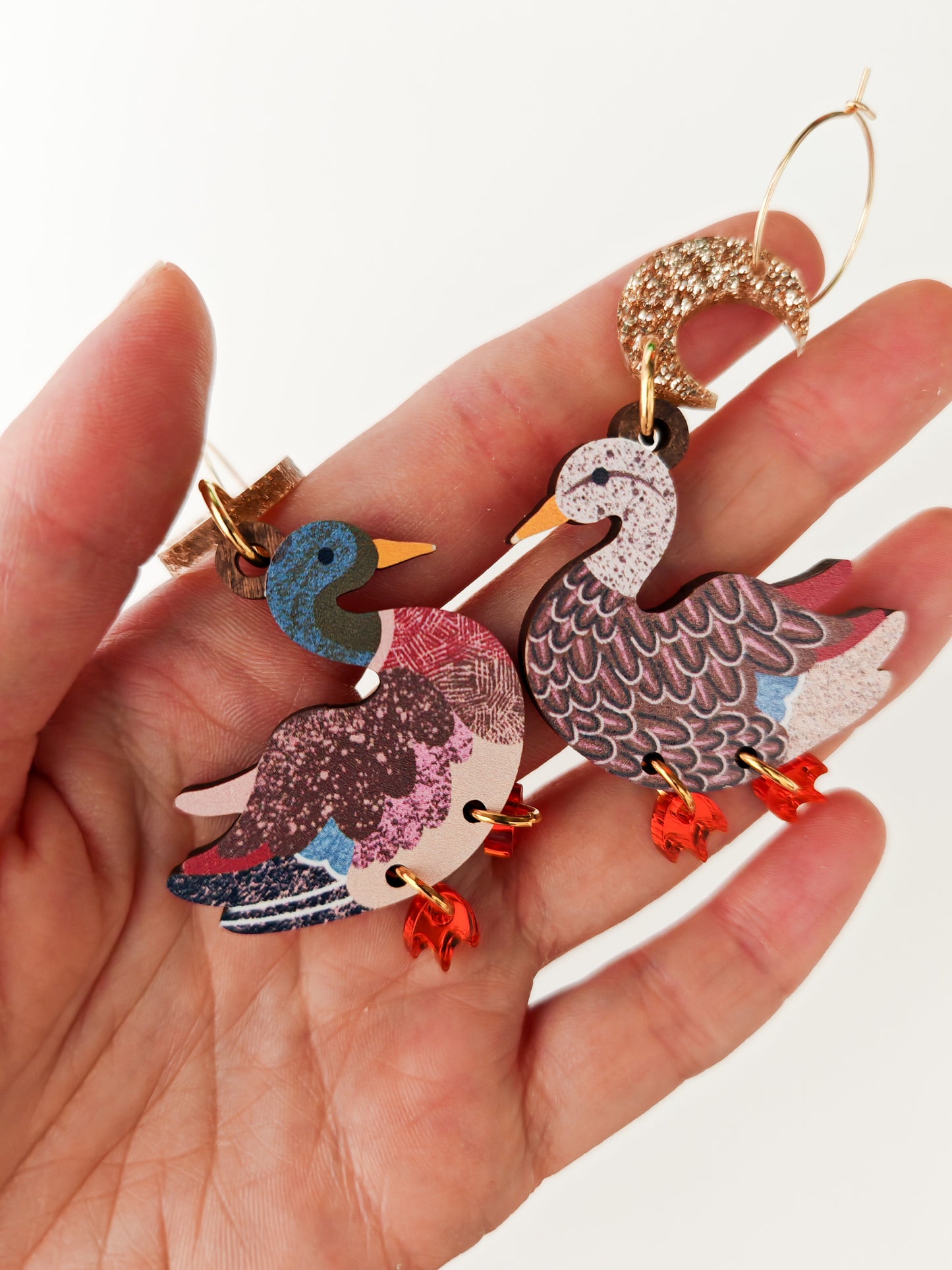 moon duck earrings FAULT ON BACK