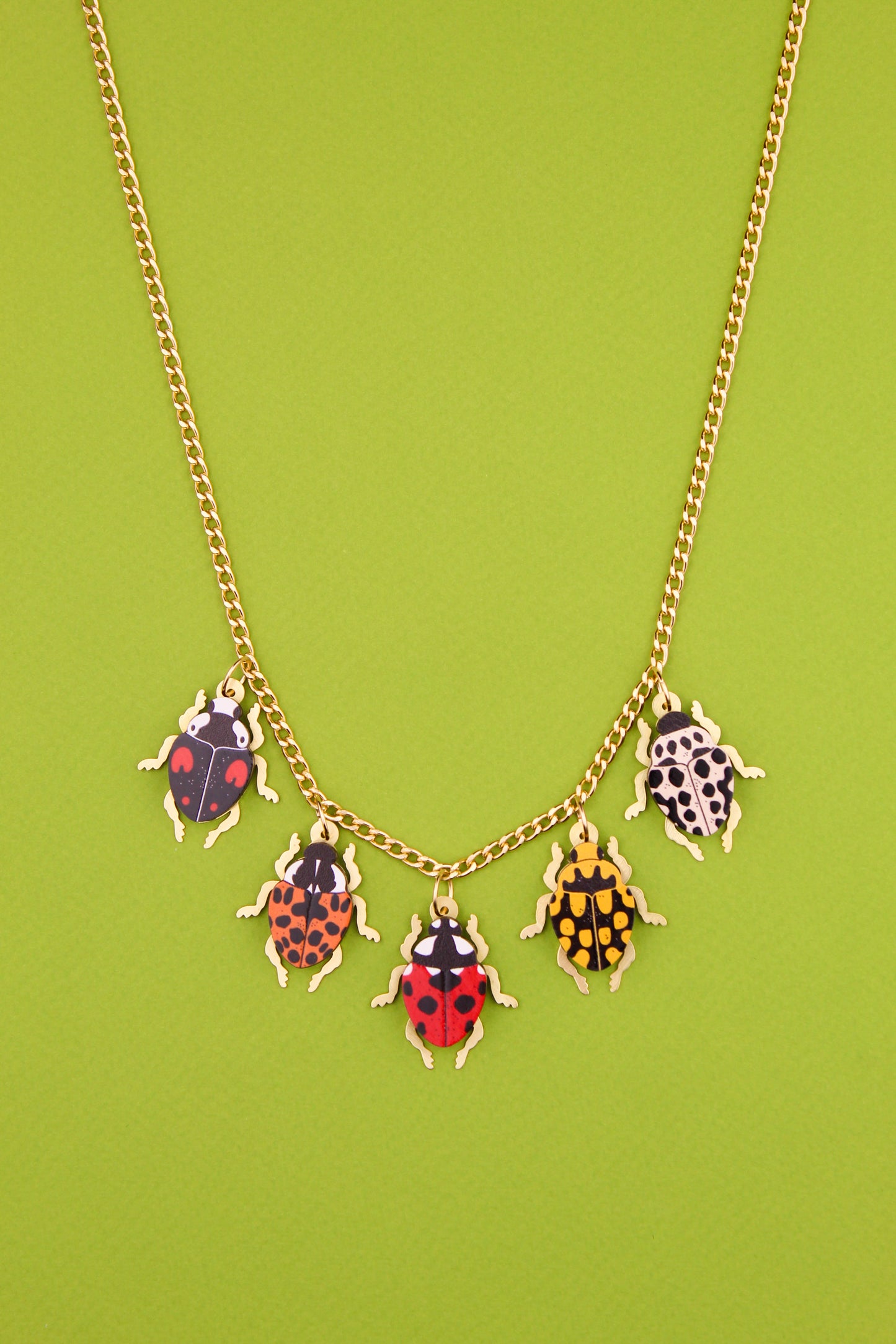 Collier à breloques coccinelle