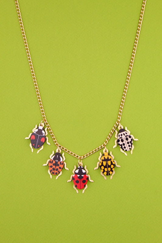 Collier à breloques coccinelle
