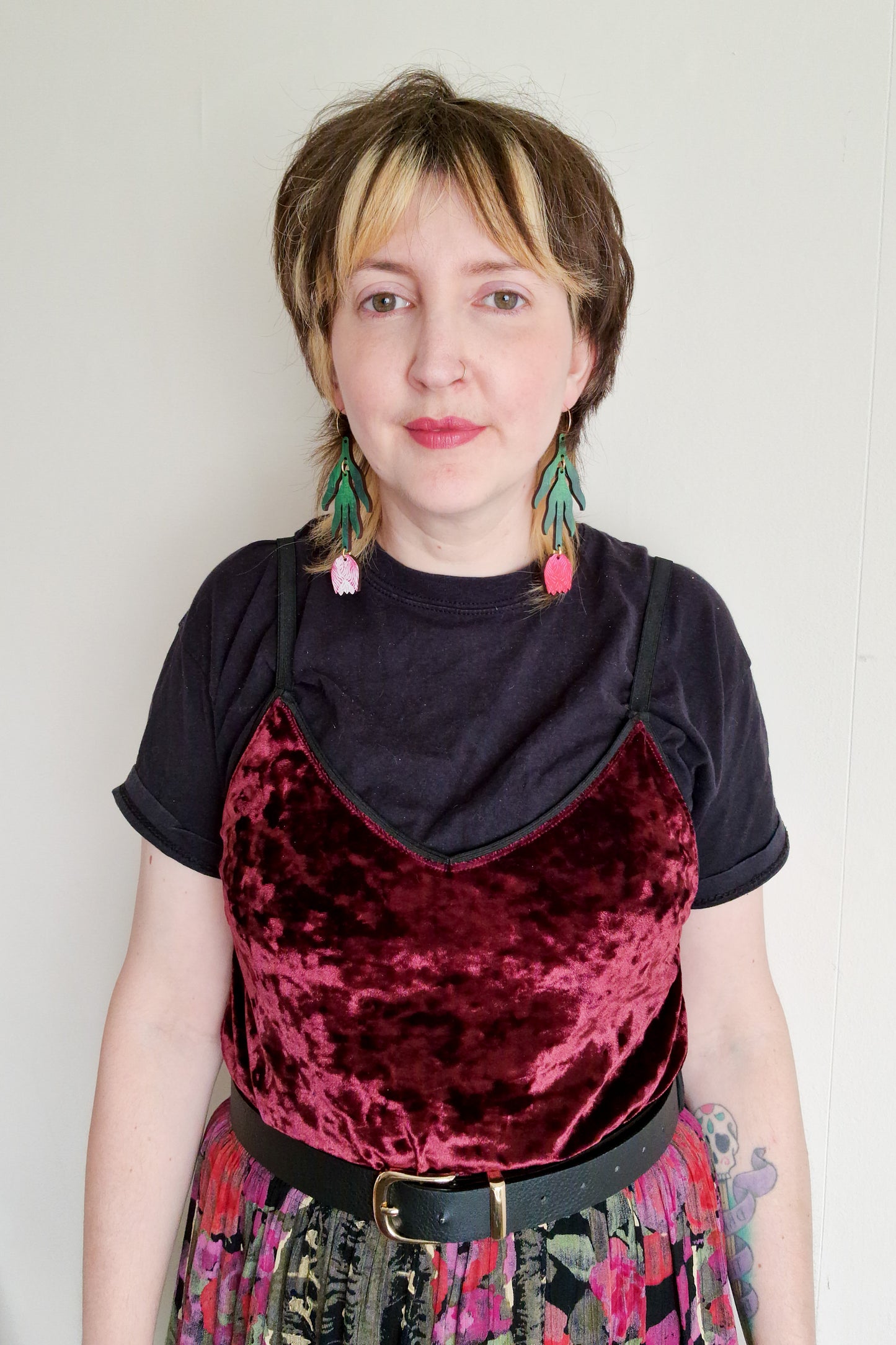 Boucles d'oreilles tulipes rouges et roses