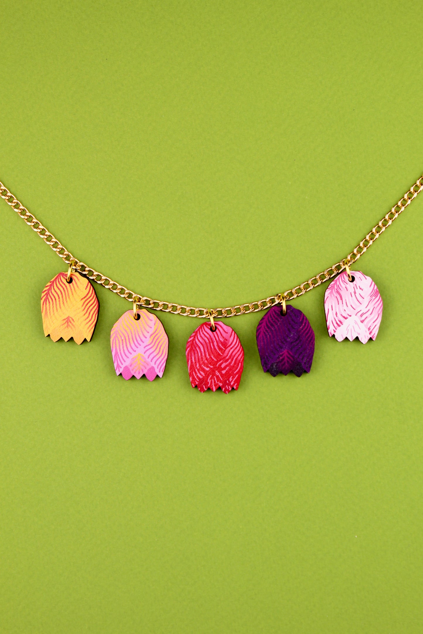 Collier à breloques tulipe