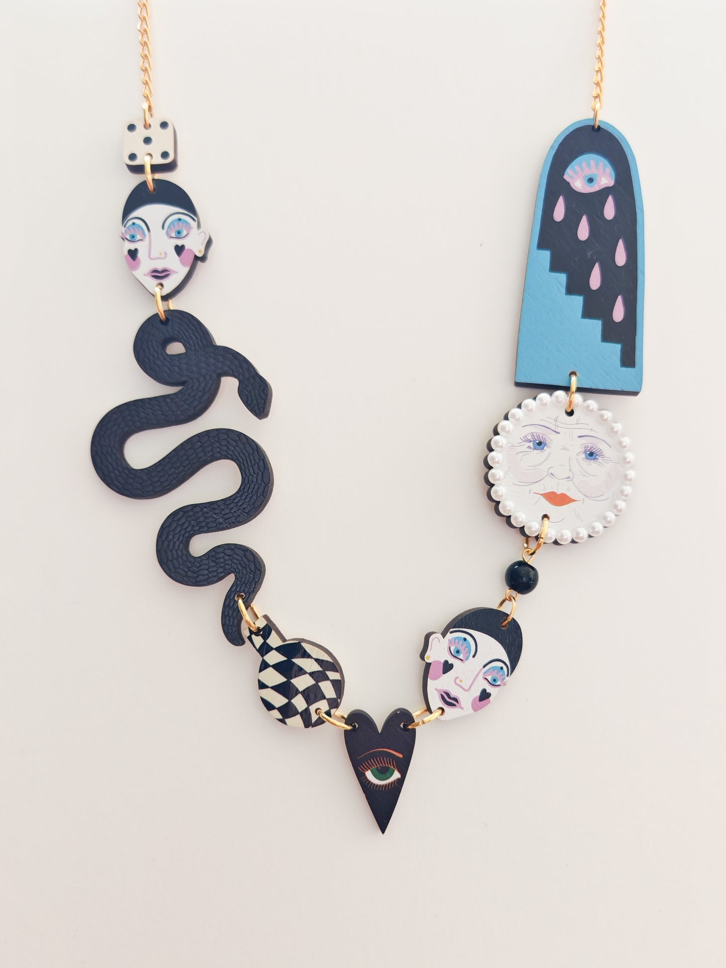 clown snake portal necklace FAULT ON BACK / WOOD SCAR