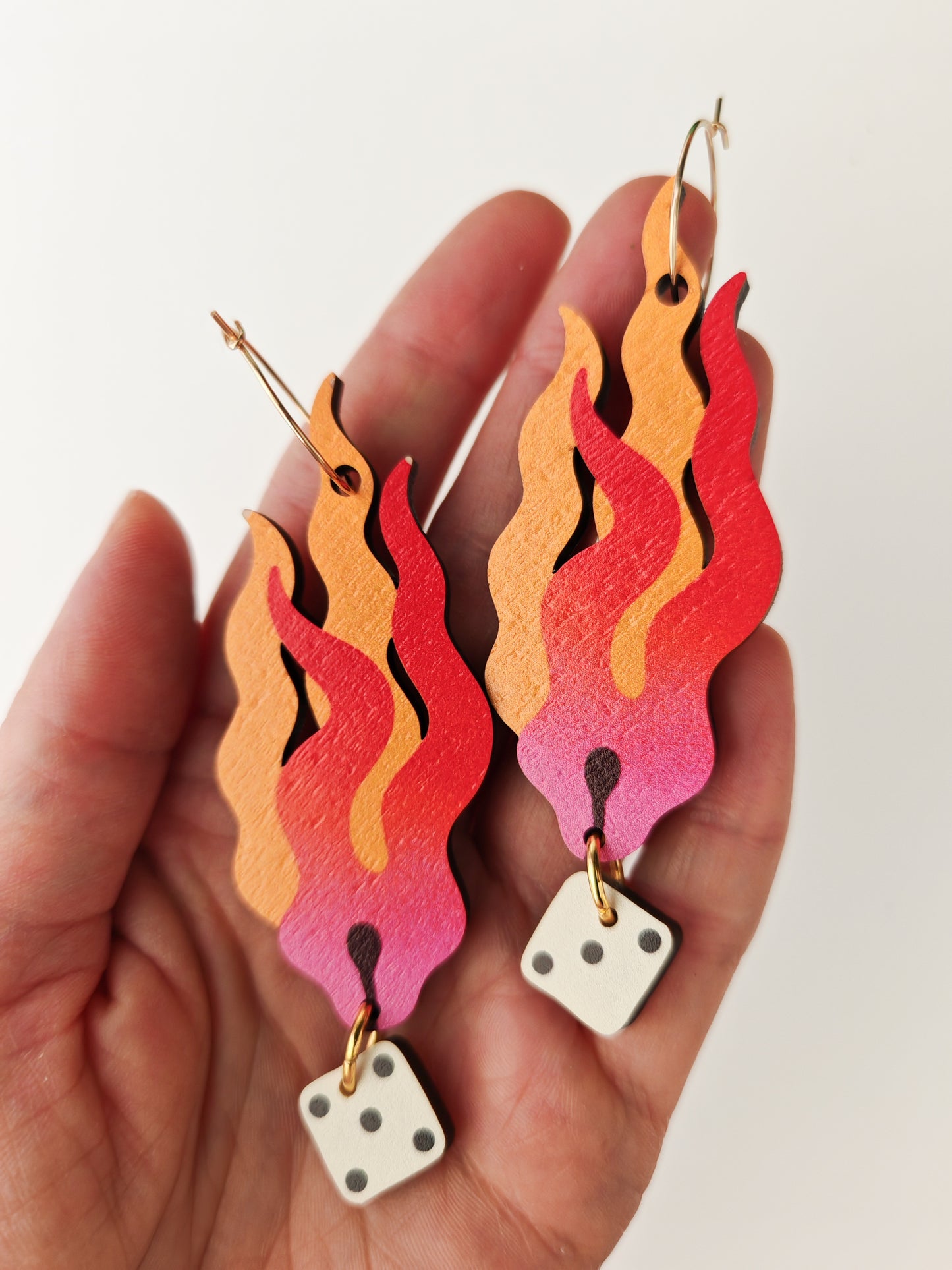 flaming dice earrings HEAVY GRAIN