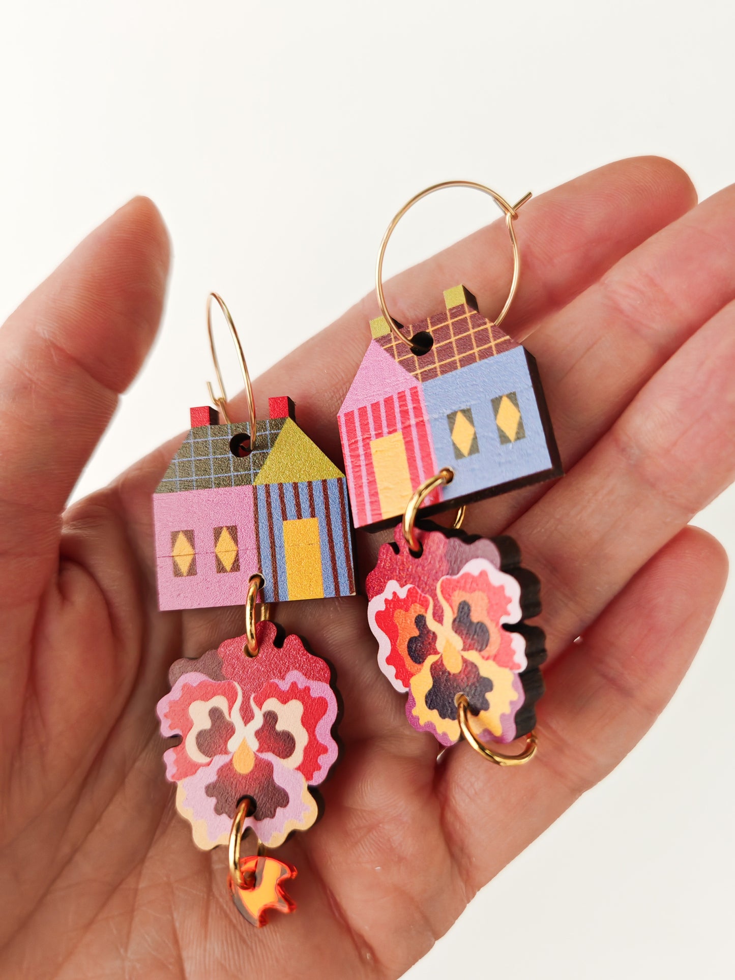 house and pansy earrings WOOD SCAR