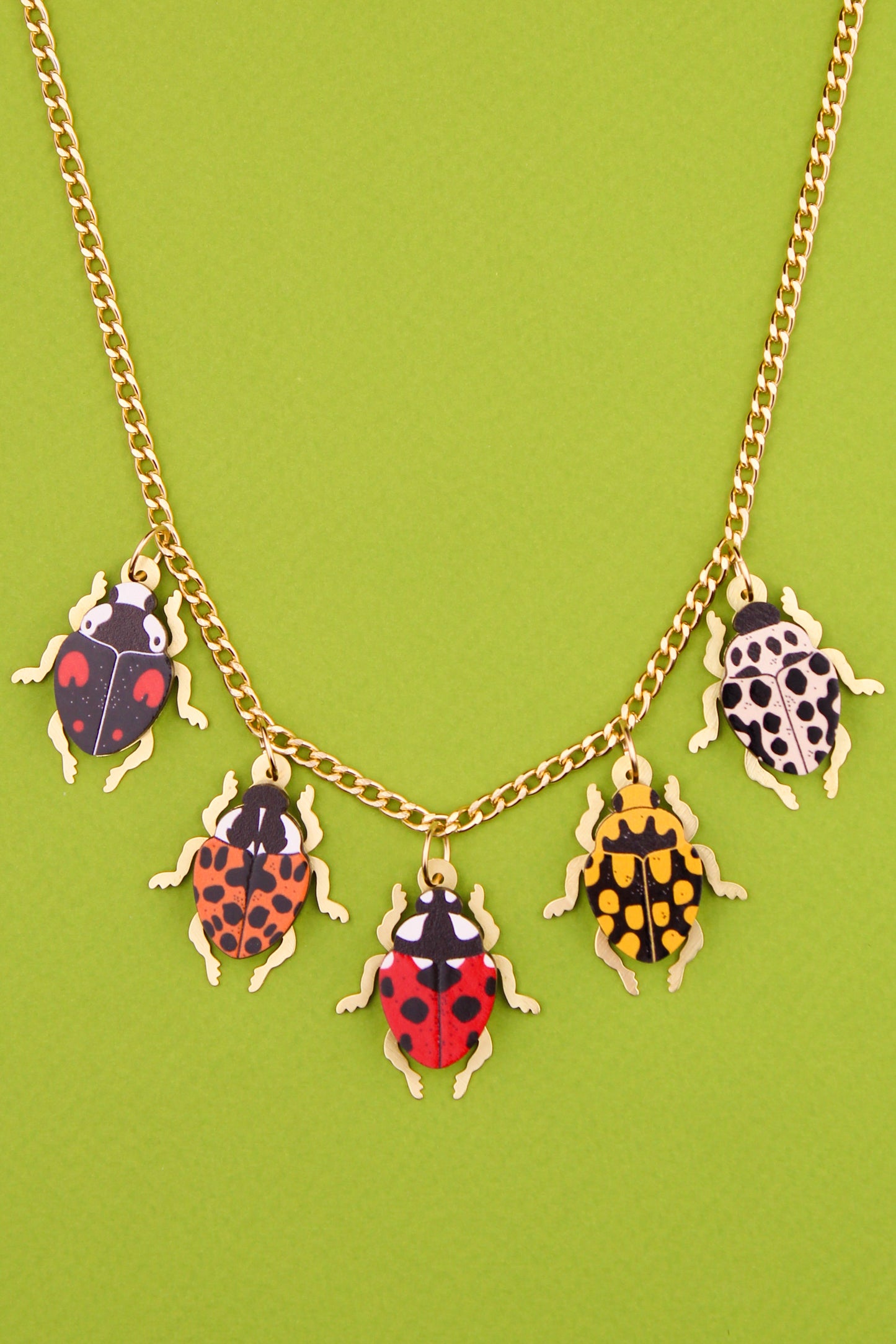Collier à breloques coccinelle