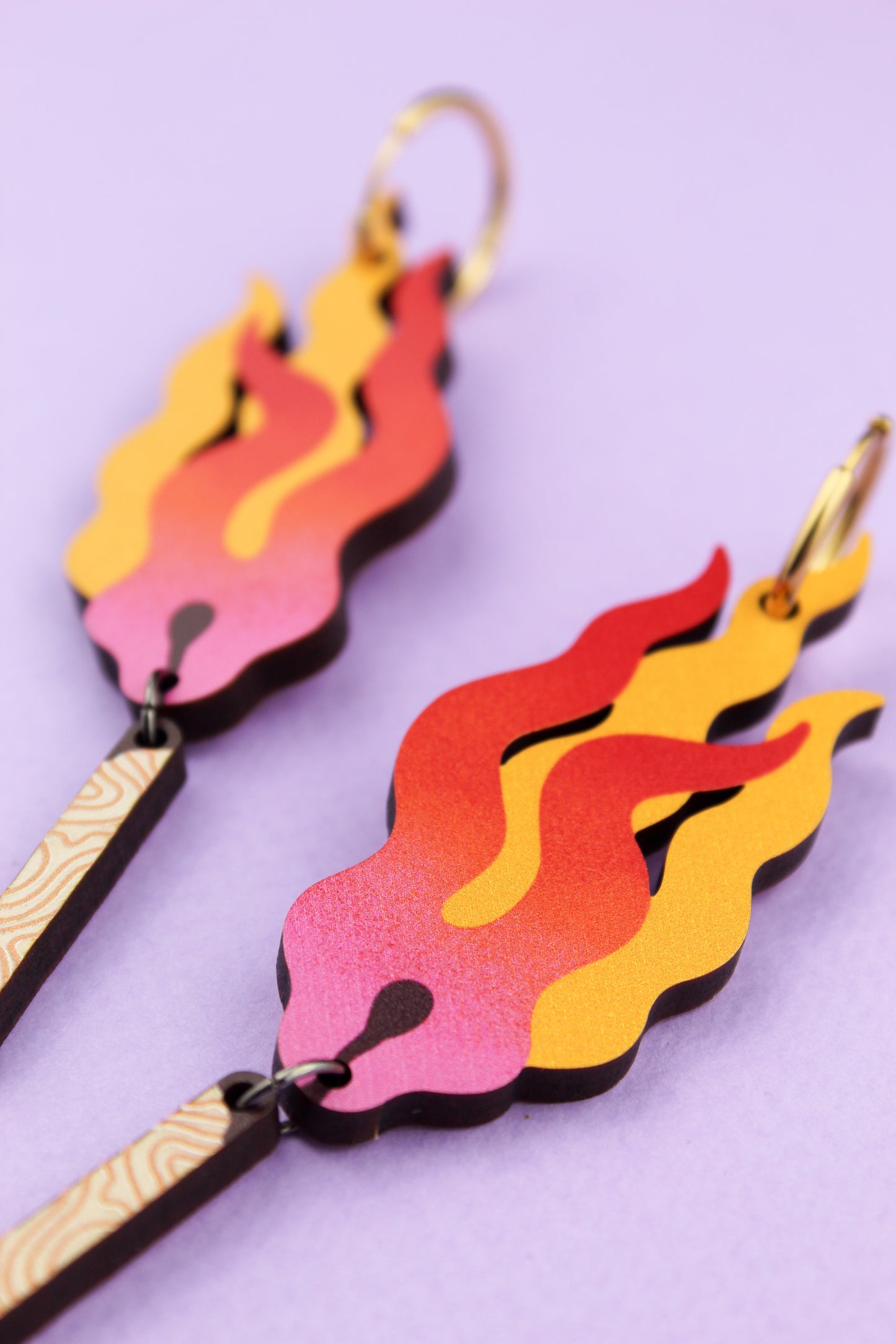 Boucles d'oreilles allumées